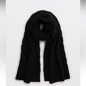 NWT Aerie Black Cable Knit Scarf